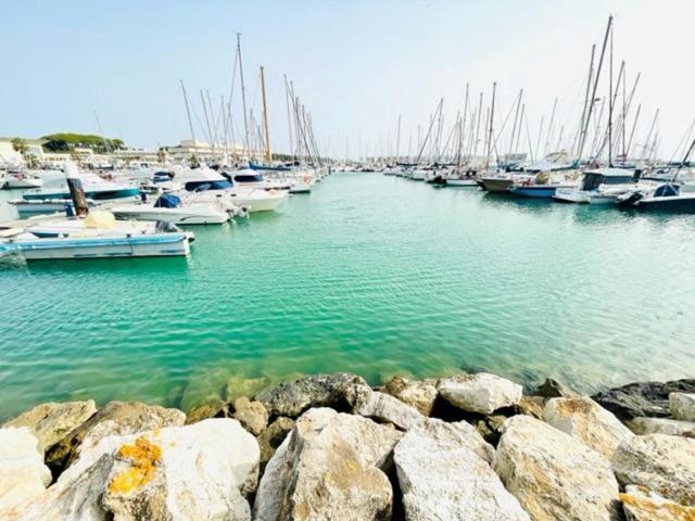 Gatu Sherry, Junto Puerto Deportivo Y Playa " Preferente Mayores De 25 Anos Y Familias " เอลปูแอร์โต เด ซานตามาริอา ภายนอก รูปภาพ